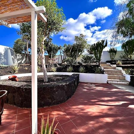 Апартаменты Casa Chili Коста-Тегисе Экстерьер фото